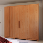 ROUPEIRO RIPADO 6 PORTAS 4 GAVETAS INTERNAS C PÉS - RP 5009 (1) ROUPEIRO RIPADO 6 PORTAS 4 GAVETAS INTERNAS C PÉS - RP 5009 (1)